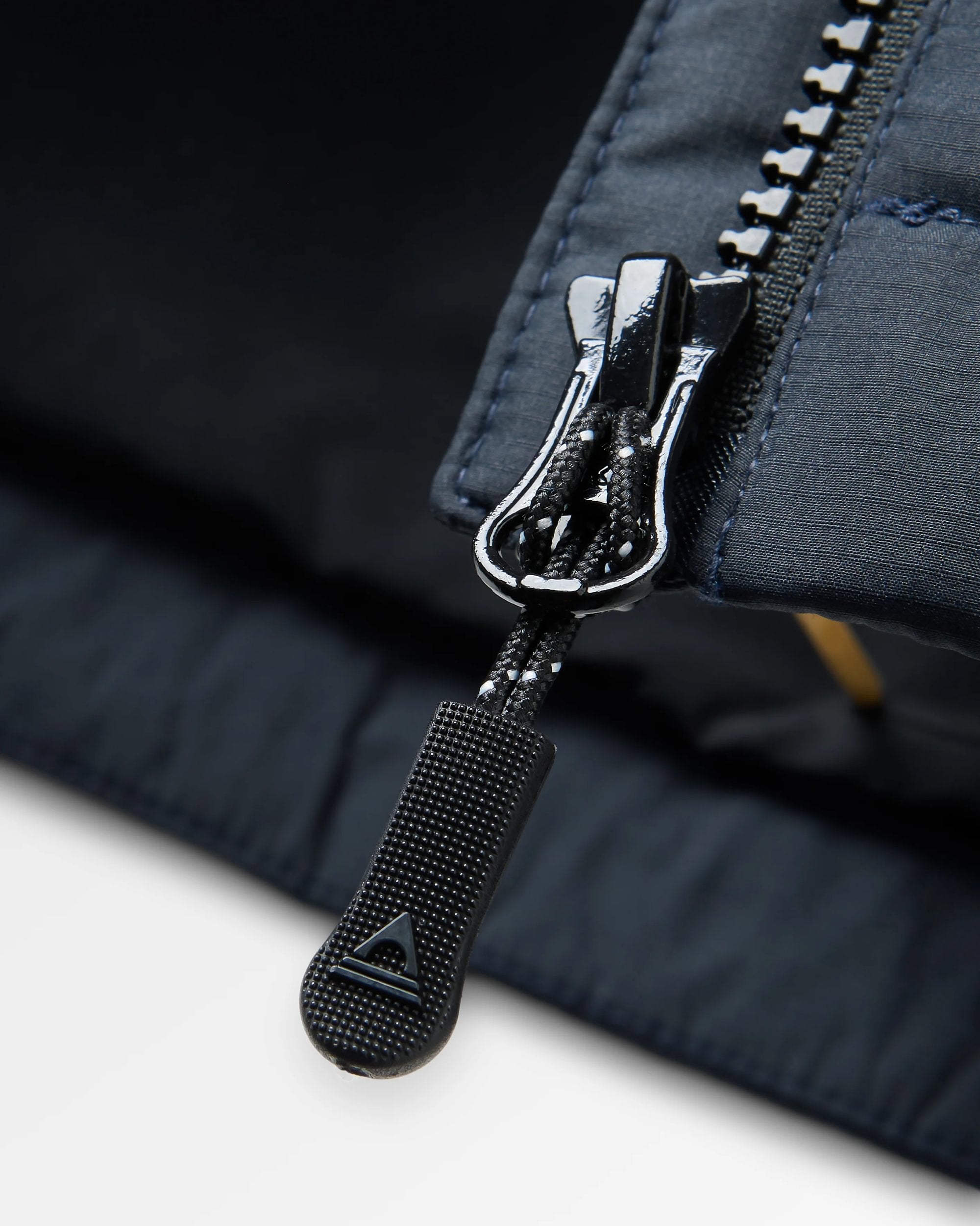 Shasta Lightweight Recycled Thermore® Insulated Hoodless Jacket - Black - Flatlay