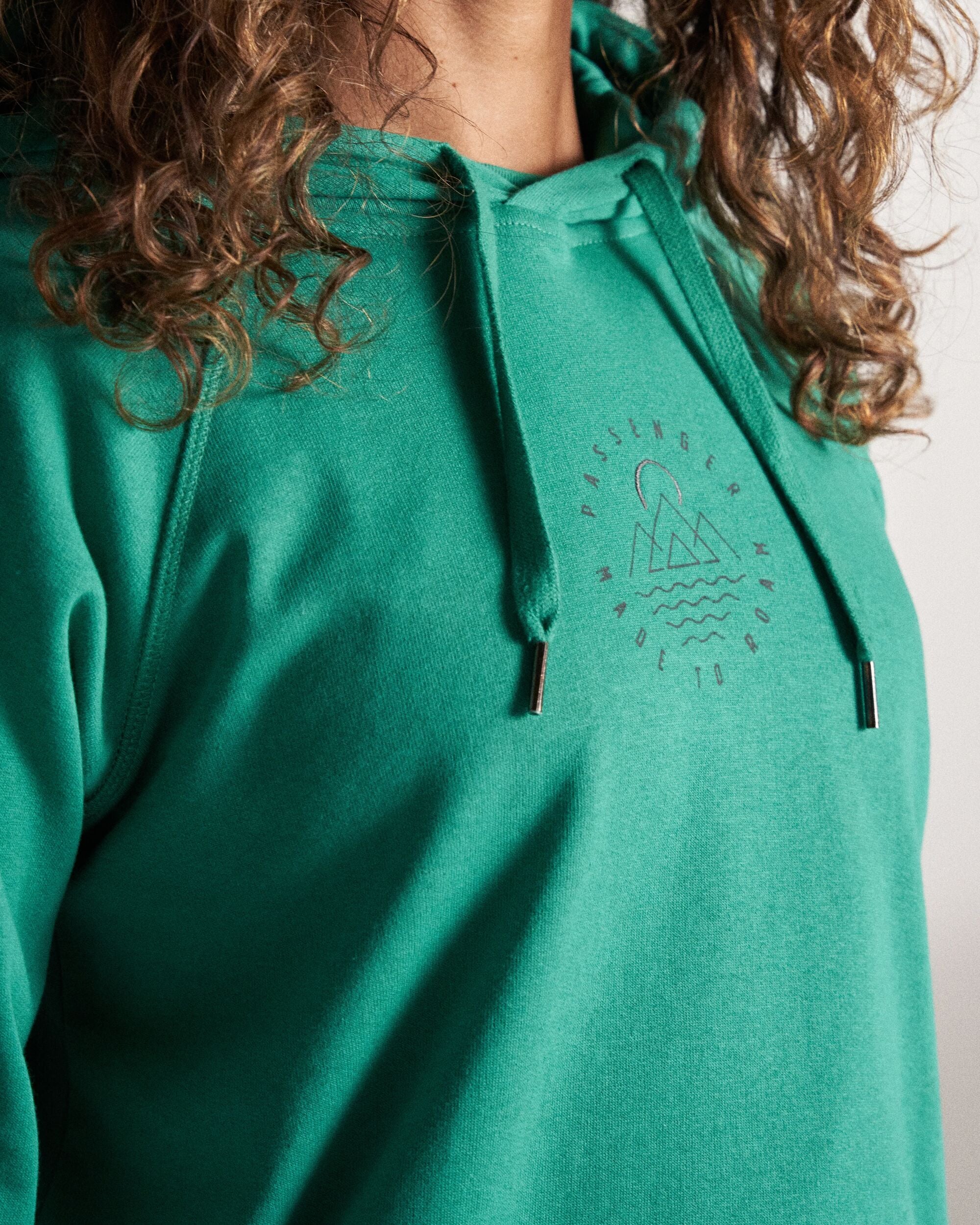 Remote Hoodie - Greenlake - Studio Model