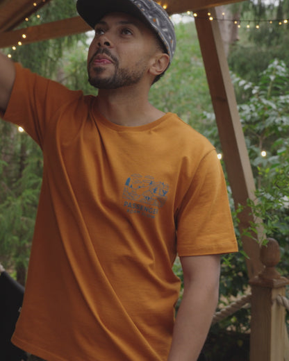 Roam Slow Men's Recycled Cotton T-Shirt - Retro Orange - 