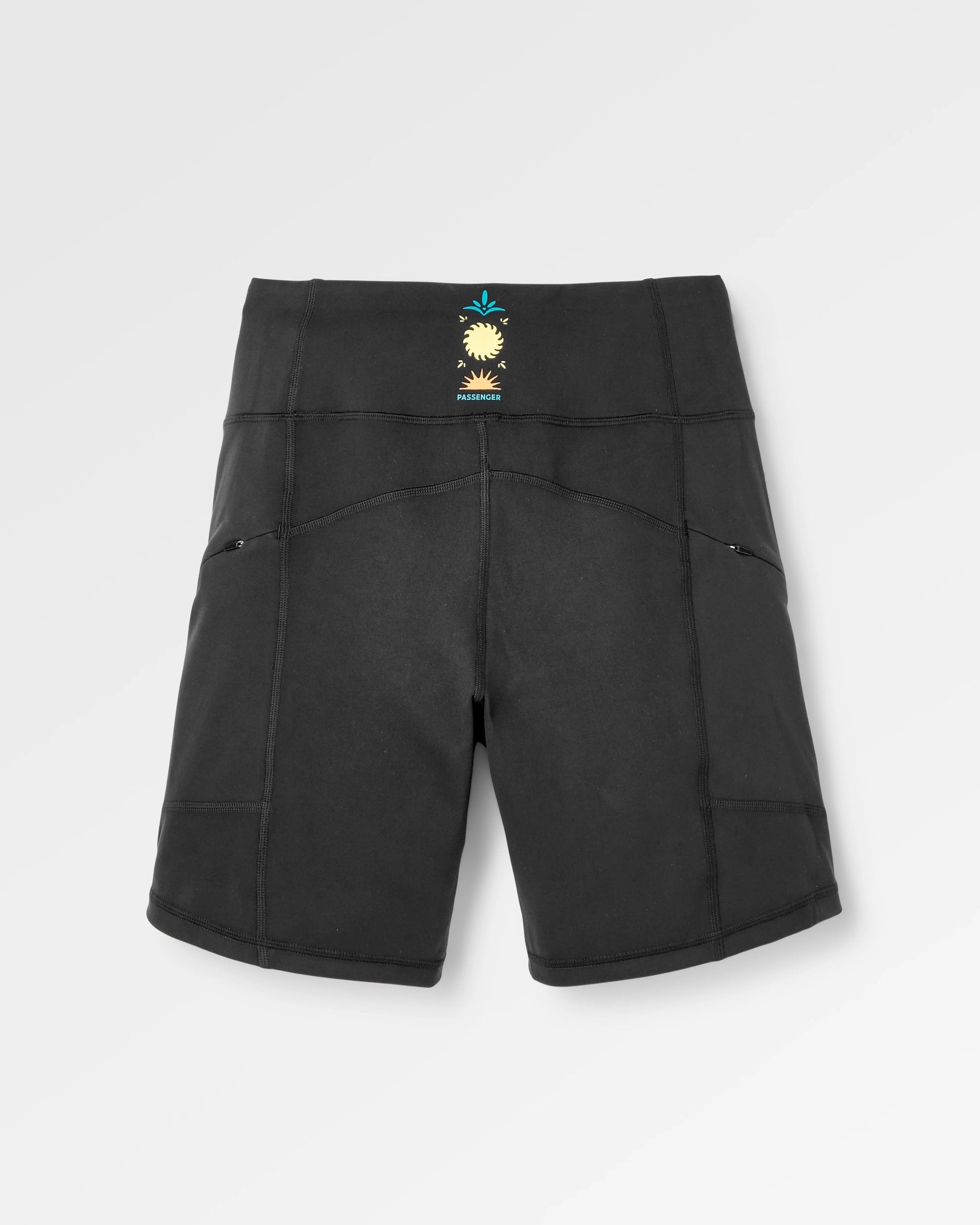Solscape Active Short - Black - Flatlay