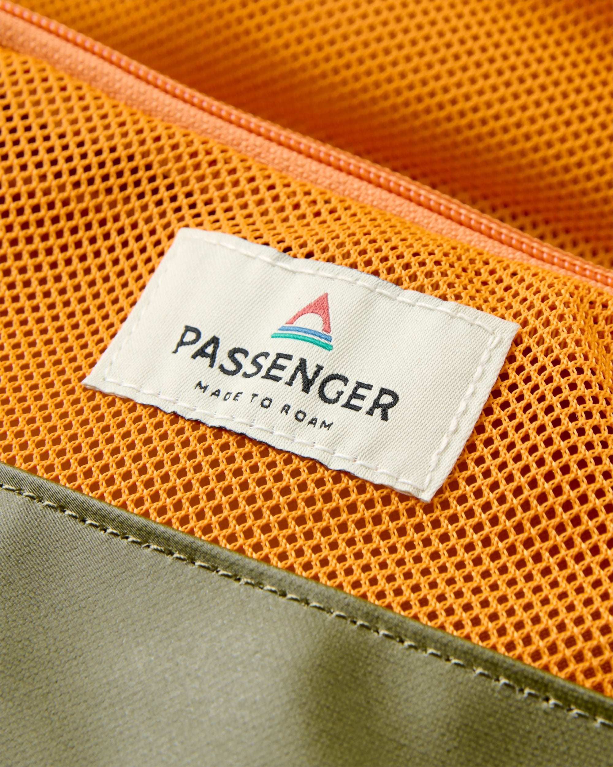 Drop Wash Kit - Khaki - Flatlay