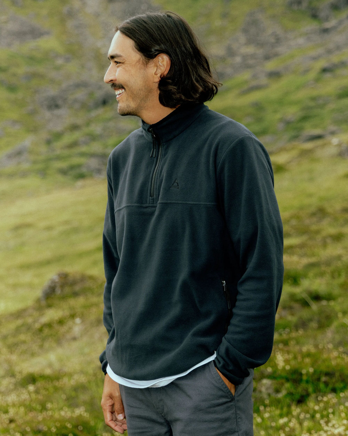 Set Off Polartec® 1/4 Zip Fleece - Black - Lifestyle