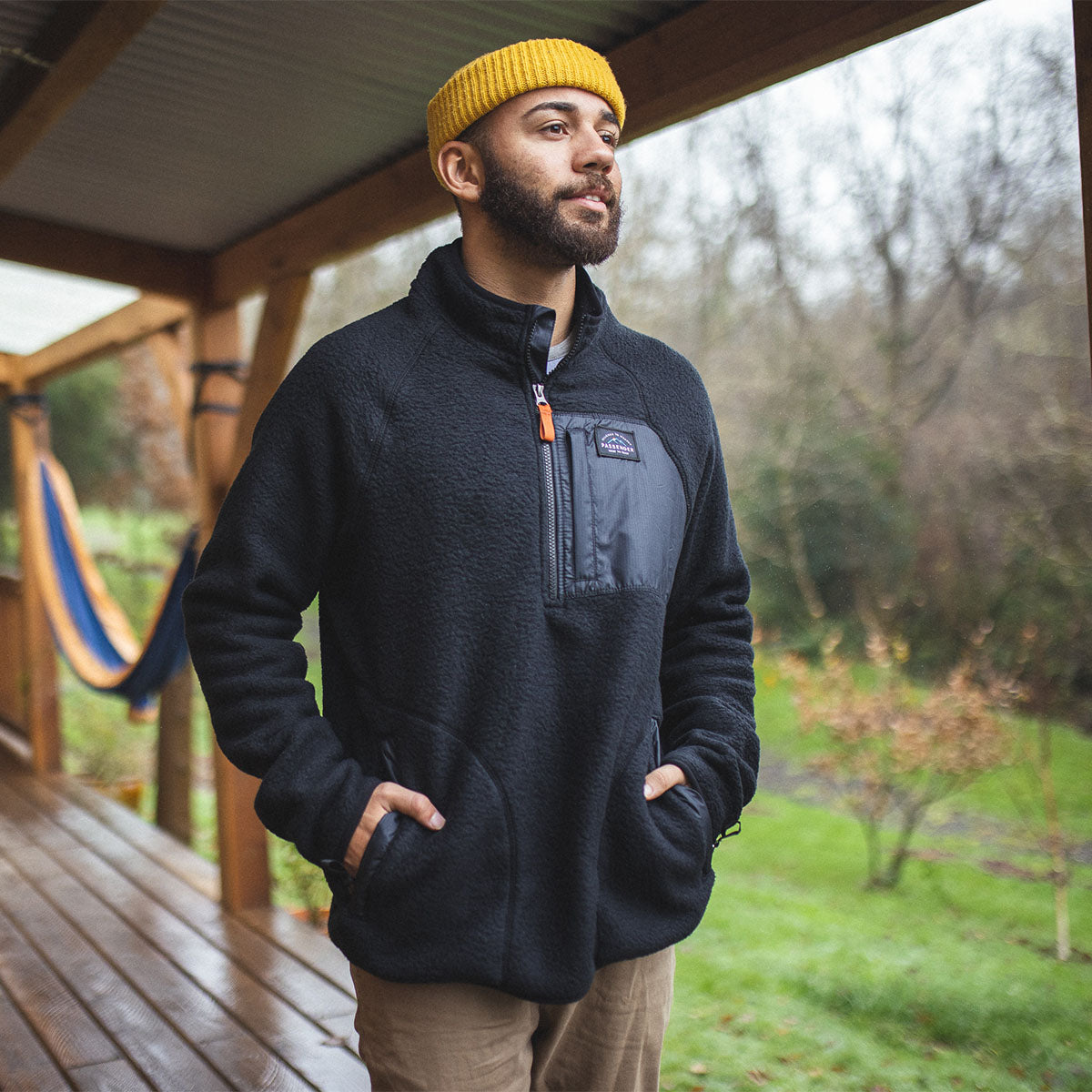 Offgrid 1/4 Zip Recycled Sherpa Fleece - Black